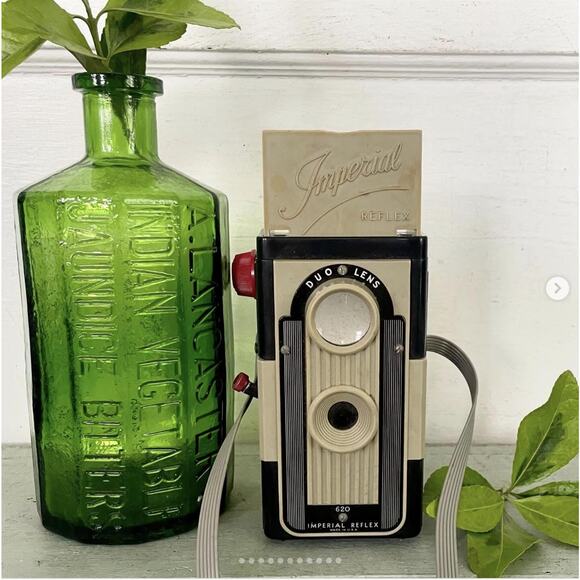 Vintage Imperial Reflex Duo Lens 620 Box Camera Strap Photography 1961 UNTESTED - Picture 1 of 10